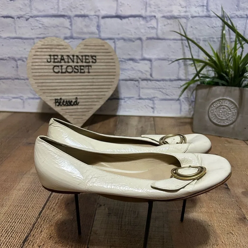 Chloé Women's Cream and Gold double ring buckle Ballet flats 37